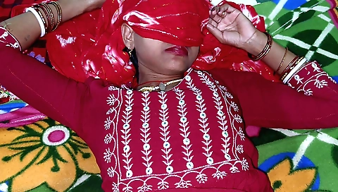 Indian hairy amateur video showing mami sadi gai soni adi akele kia