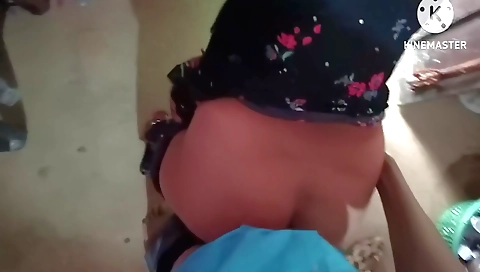 Indian girl is having an outdoor sex with her boyfriend