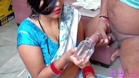 Slutty stepdaughter-in-law gives a blowjob to her stepson