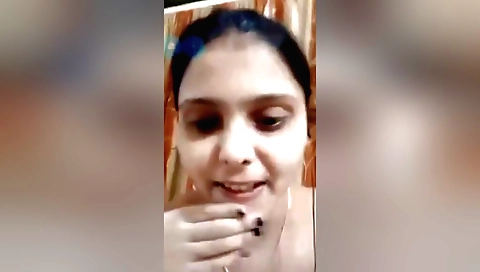 Indian babe makes her body real hot in amateur solo porn