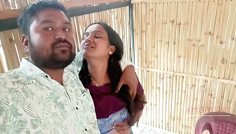 Indian girl with perfect body has sex in the kitchen