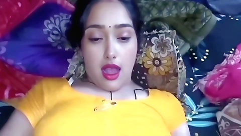 Indian babe is getting her pussy wet from his cock
