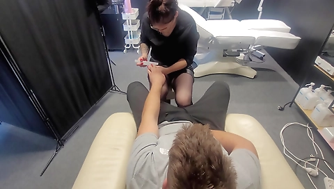 Indian girl sucks her dick and gets her pussy fucked