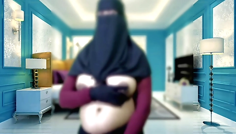 Indian solo girl is naked and stripping to show off