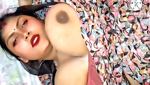 Indian big tits chick is getting ready for some hot sex