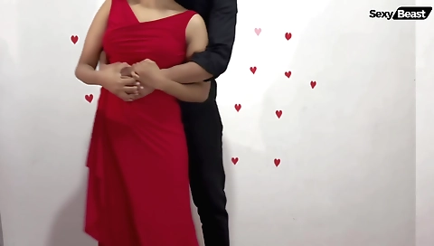 Girl with a round body makes her way to the top of the pole