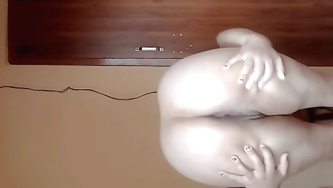 Hottie brunette babe is masturbating on the webcam camera