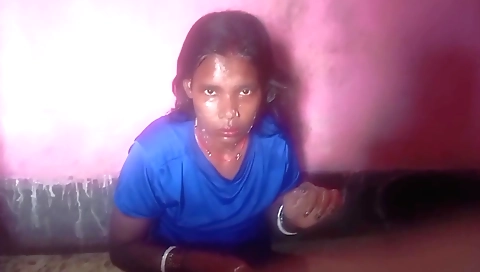 Indian bhabhi gets nailed in the bathroom in amateur video