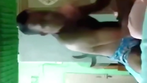 Amateurs indian brunette making out on the web cam