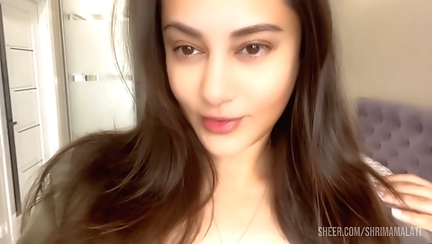 Solo female face sitting porn video with face sitting pov