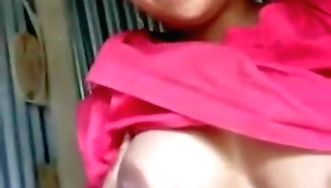 Indian babe with a sexy face and hairy body shows her real self