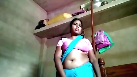 Indian solo video with a sexy hair and a sexy face