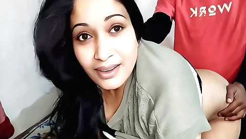 Indian teen 18+ college nurse girl fucks on a train