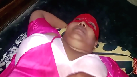 Indian girl fucked in doggystyle style with a big booty