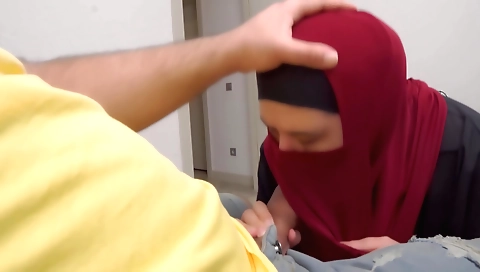 Risky!!! I Flash My Cock In Front Of The Patient Girl