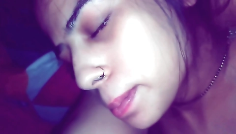 Brunette babe has a nice natural tits and a nice ass