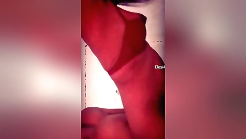 Indian girl in hot cam video gets fucked by her boyfriend