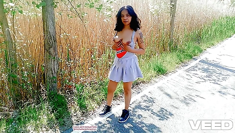 Indian biker with a big ass fucks on her public ride