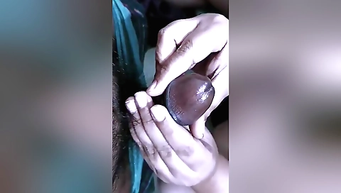 Indian babe handjobs in the morning in the bathroom
