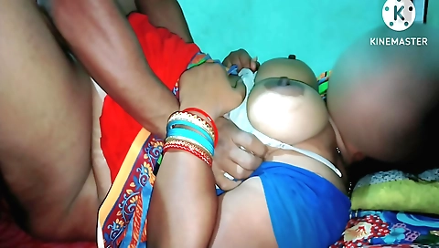 Busty chick with hairy pussy gets naked on the webcam