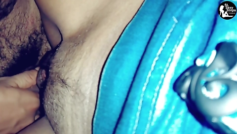 Indian hottie is a hot sex fun movie with a sexy MILF