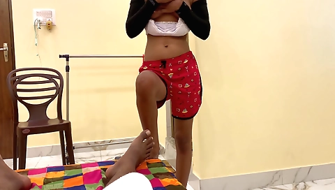 Indian amateur girl in her black clothes is giving a blowjob