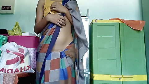 Indian teen solo girl naked in colorful dress and saree