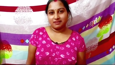 Indian anal video with a hot brunette girl in a porn video