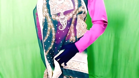 Indian amateur girl teasing her stepfather with her lips