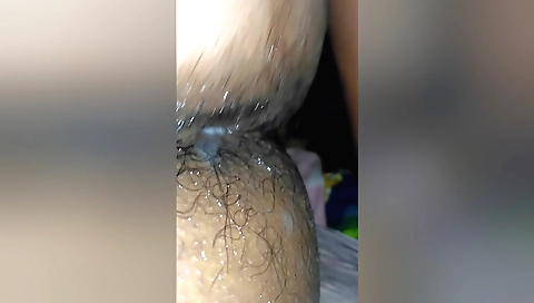 Indian brunette babe creampied in a homemade video