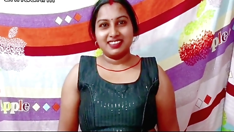 Indian stepson masturbates a stepmom and his pussy